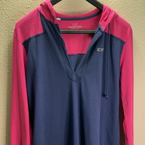 Vineyard Vines Women Navy/Pink Whale Tale Hoodie Long Sleeve Shirt Size S - Picture 2 of 4